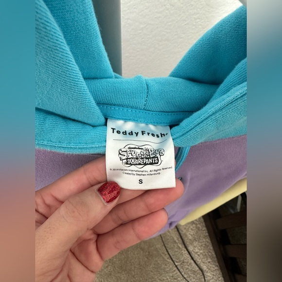 TeddyFreshXSpongebob Hoodie & Beanie bundle - Picture 3 of 7